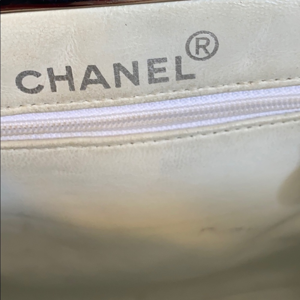 Chanel patent leather box satchel - Picture 5 of 8